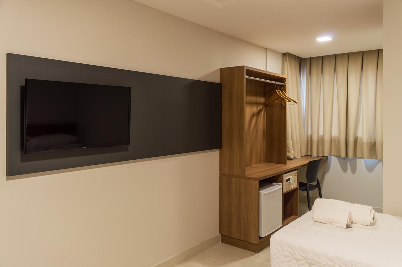 Bravo Hotel Joao Neiva Exterior foto