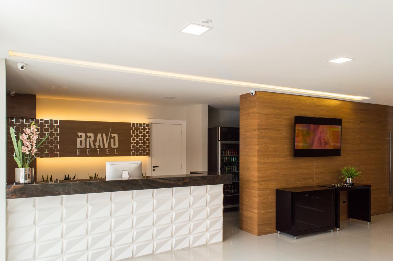 Bravo Hotel Joao Neiva Exterior foto